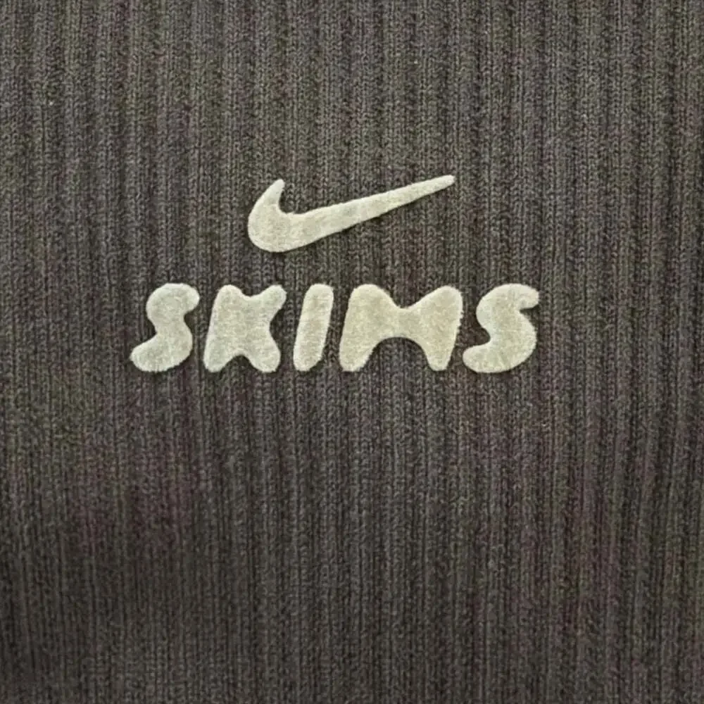 Nike x SKIMS Ribbed Seamless Women's Micro-Scoop Bra Size Small NWT